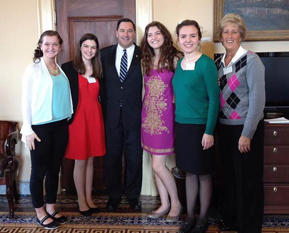 former senator joe donnelly meets with 4h youth