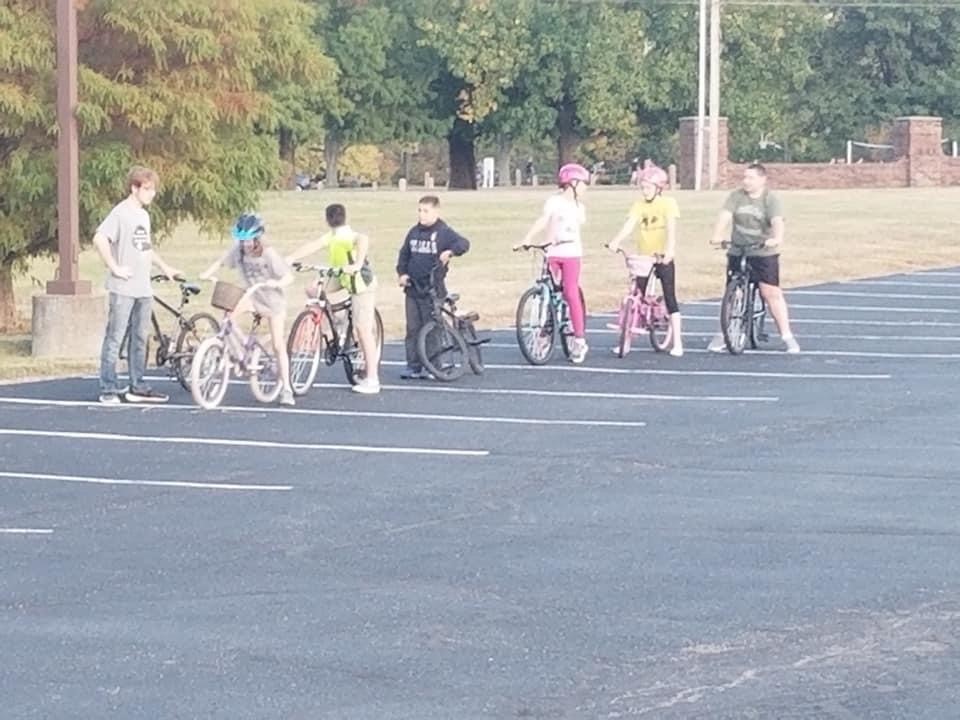 Club members ready for bicycle rodeo!