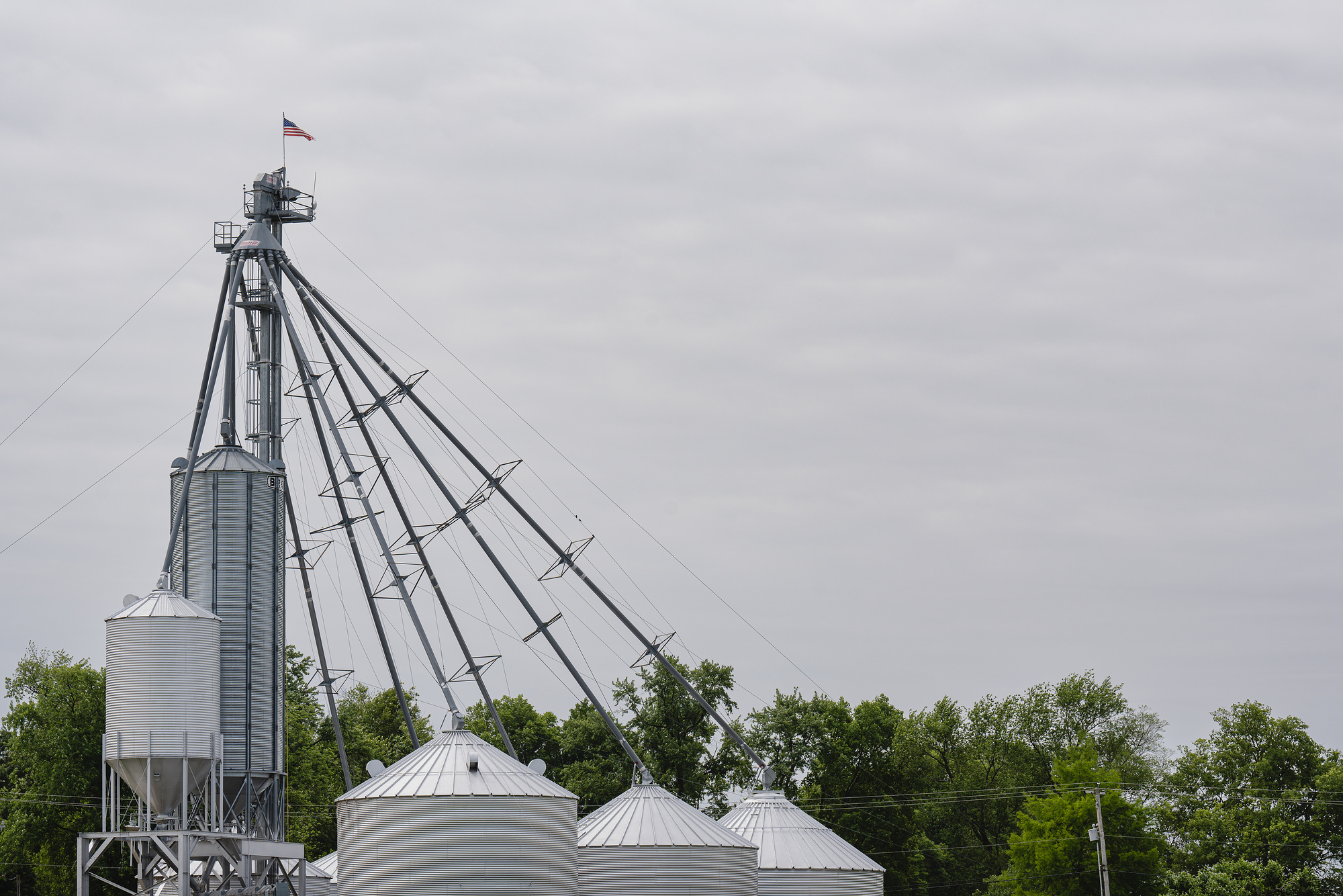 Indiana farm grain bins