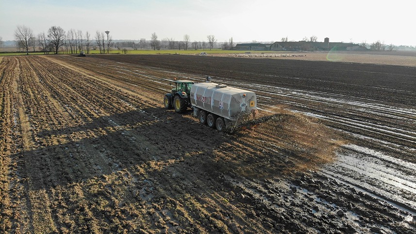 manure spreading